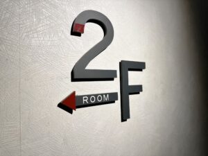 2F